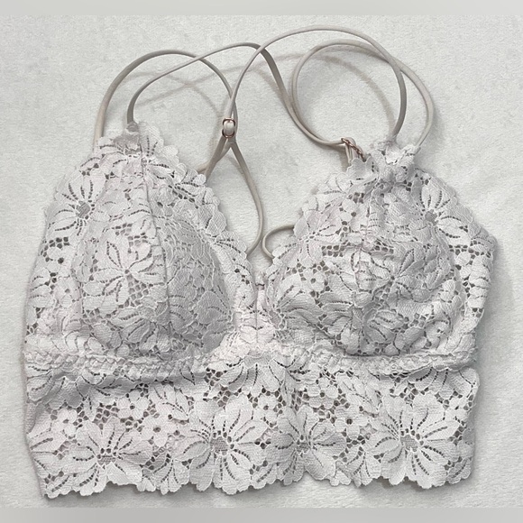 PINK Victoria's Secret Other - PINK by Victoria’s Secret Women’s White Floral Lace Strappy Wireless Bralette